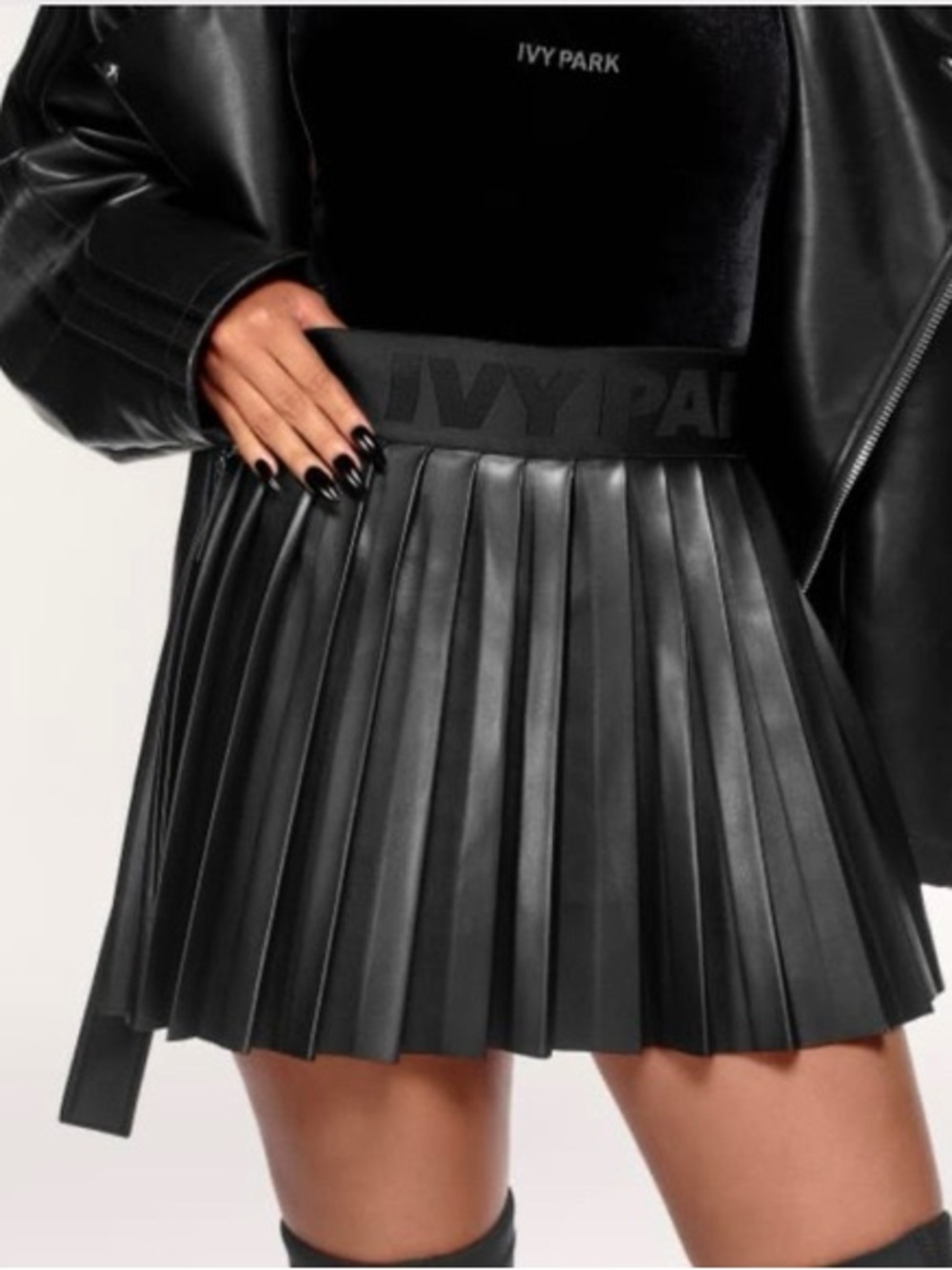 NWT IVY PARK Black Pleated Faux Leather Mini Skirt with Branded Waistband Medium